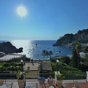Baia Azzurra Szálloda